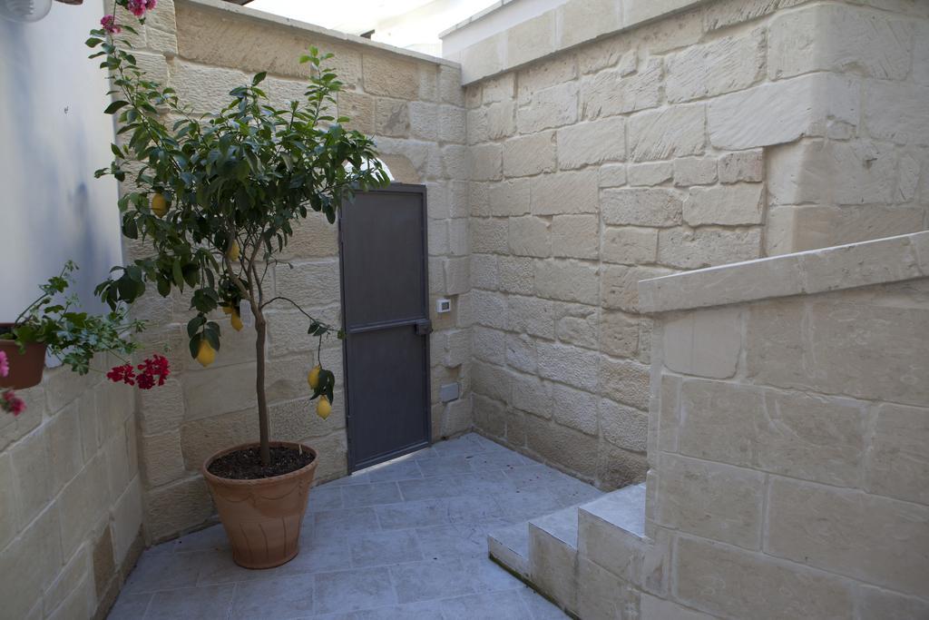 Bed and Breakfast 19Venti Lecce Exterior foto